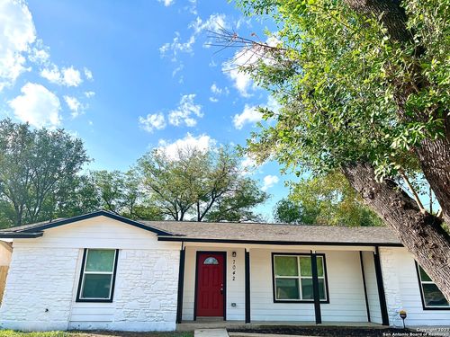 7042 Butterfield Dr, San Antonio, TX, 78227-1112 | Card Image