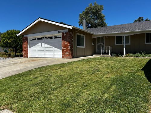 1913 Southwood Dr, Vacaville, CA, 95687-6124 | Card Image