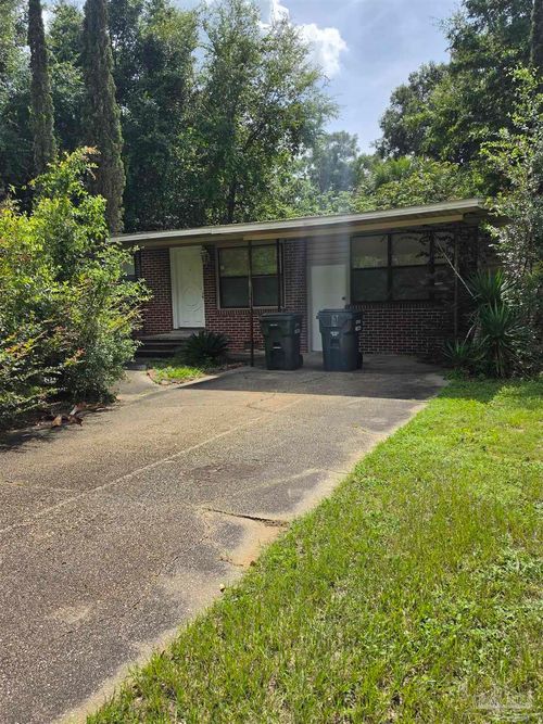5733 Orange St, Milton, FL, 32570-3872 | Card Image