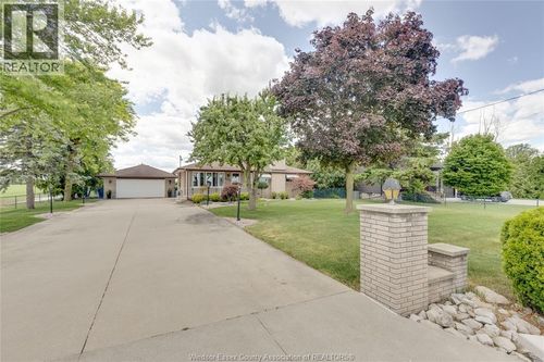 4727 8th Concession Road, Windsor, ON, N0R1K0 | Card Image