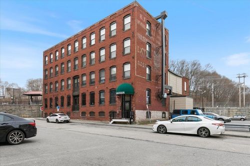 apt-203-5 Batchelder Ct, Haverhill, MA, 01832-5696 | Card Image