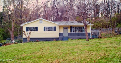 3429 Peachwood Rd, Knoxville, TN, 37921-1428 | Card Image