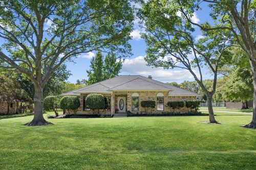 1261 Emerald Cir, Southlake, TX, 76092-3309 | Card Image