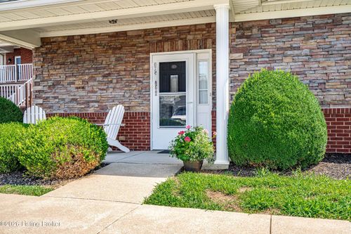 105-7500 Autumn Pointe Dr, Louisville, KY, 40214-5773 | Card Image