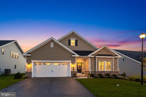 886 Founders Way, EAST PETERSBURG, PA, 17520-1259 | Card Image