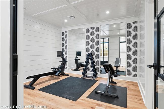 43 Peases Point Way S, House other with 4 bedrooms, 7 bathrooms and null parking in Edgartown MA | Image 46