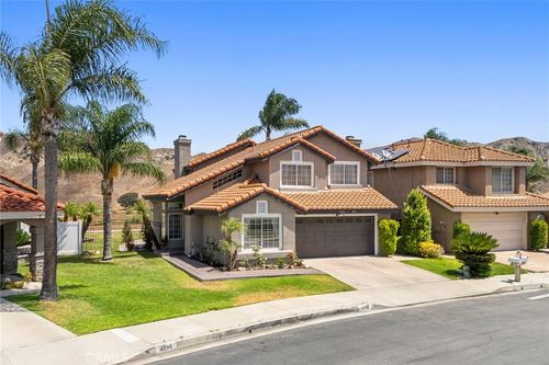 4788 Golden Ridge Dr, Corona, CA, 92878-9417 | Card Image