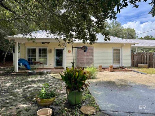 9101 Coronada Rd, Elberta, AL, 36530-5074 | Card Image