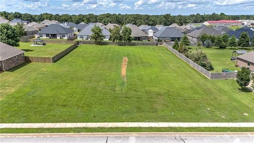 384 Eagle Ridge Dr, Farmington, AR, 72730-8841 | Card Image