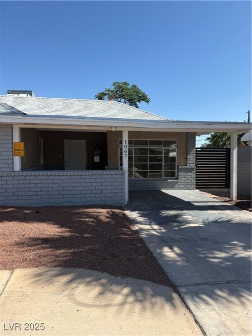 1067 Sweeney Ave, Las Vegas, NV, 89104-1657 | Card Image