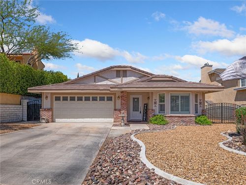 17880 Ferndell Lane, Victorville, CA, 92395 | Card Image