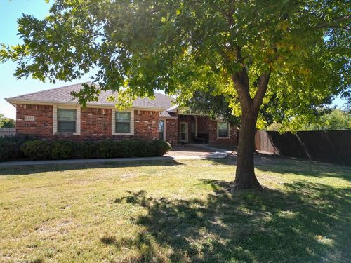 1447 S Crossings Ct, San Angelo, TX, 76904-9563 | Card Image