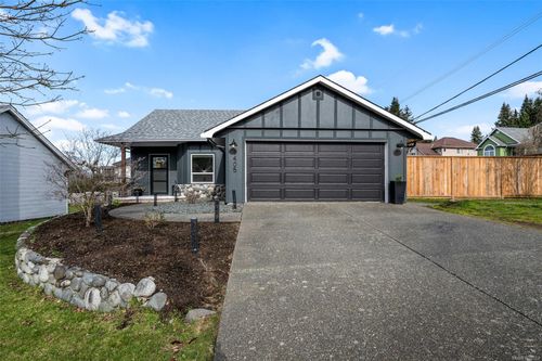1405 Malahat Dr, Courtenay, BC, V9N8H3 | Card Image