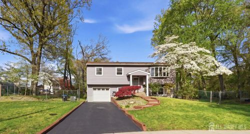 22 Prince Rd, East Brunswick, NJ, 08816-4516 | Card Image