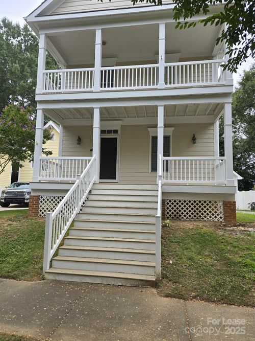 14022 Garden District Row, Huntersville, NC, 28078-5359 | Card Image