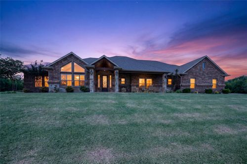 128 Whispering Winds Dr, Gunter, TX, 75058-2556 | Card Image