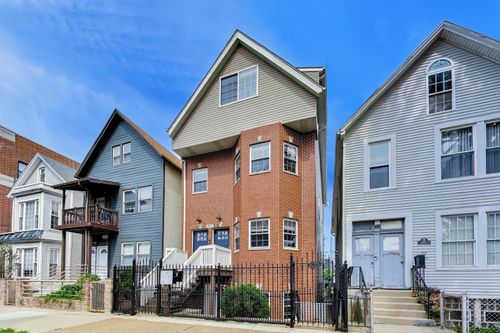 1-3115 Oakley Ave, Chicago, IL, 60618-6407 | Card Image