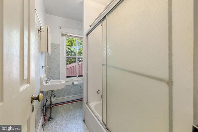 410 N West St, House other with 3 bedrooms, 3 bathrooms and null parking in CULPEPER VA | Image 44