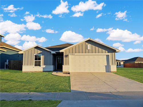 9202 Neesa Dr, Corpus Christi, TX, 78410-4004 | Card Image