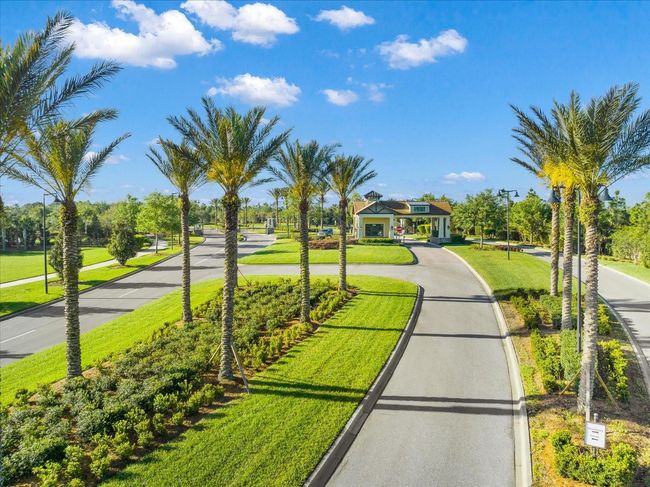 7113 Gradford Ct, House other with 3 bedrooms, 4 bathrooms and null parking in Lakewood Ranch FL | Image 56