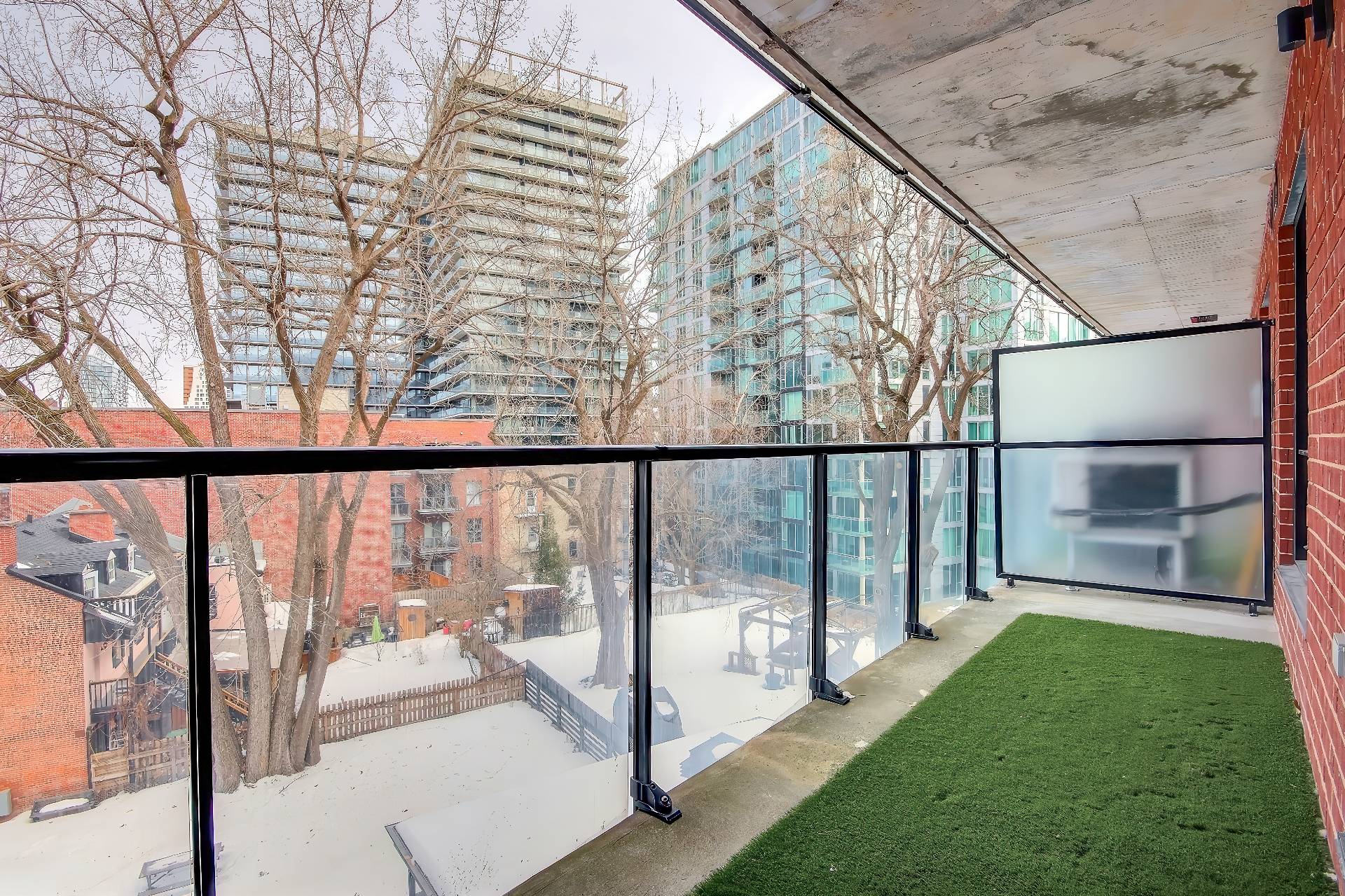 Residential in Montréal (Le Sud-Ouest) 5