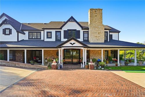 381 S Henning Way, Anaheim, CA, 92807 | Card Image