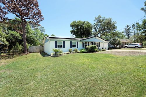 12 Berwick Cir, SHALIMAR, FL, 32579-2008 | Card Image