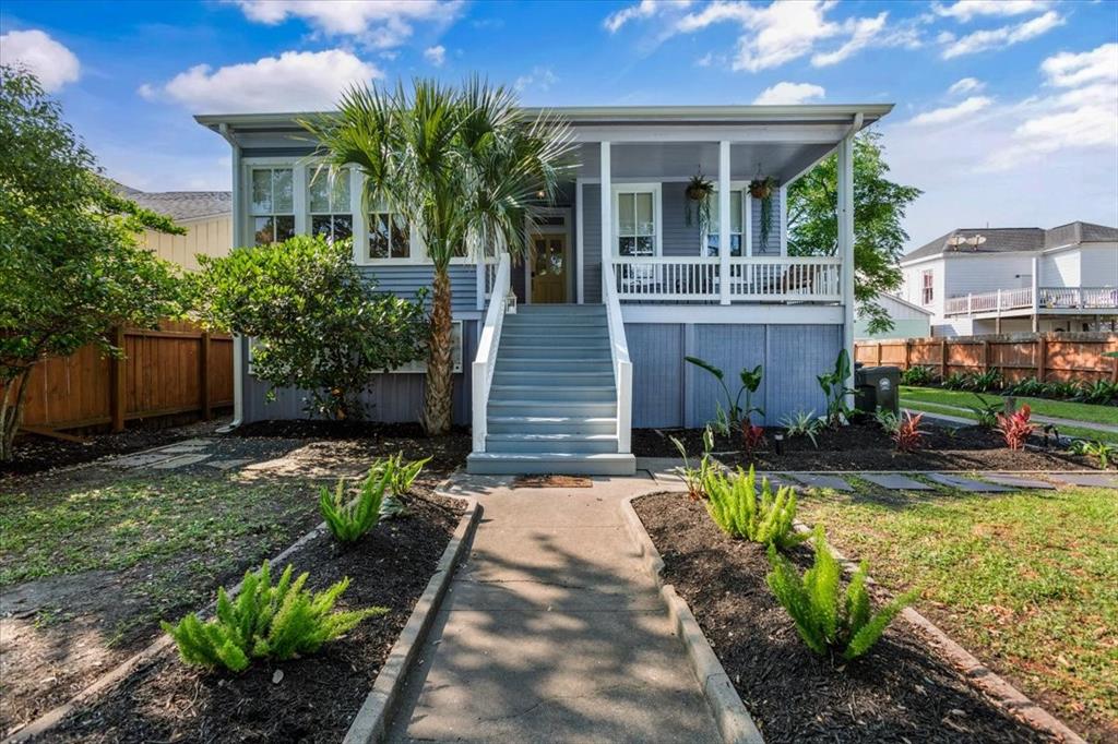 Avenue M , Galveston, TX 77550