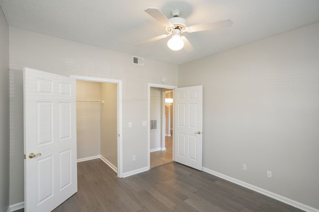 Welcome Home! Amazing location in the heart of Green Hills. close to downtown, the Mall at Green Hills, Belmont, Vanderbilt and hospitals, Music Row. Ground floor in gated community. Pool clubhouse and fitness center | Image 21