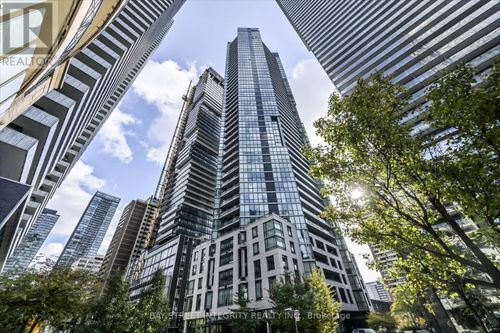 802-45 Charles St E, Toronto, ON, M4Y0B8 | Card Image