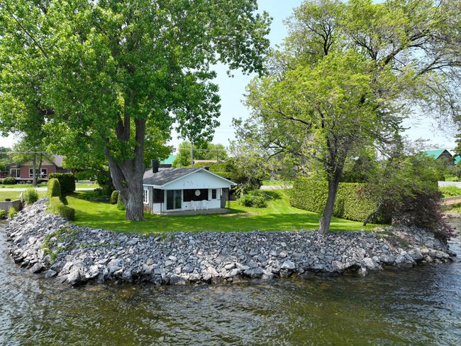 1366 Lake Shore Rd, House other with 1 bedrooms, 1 bathrooms and null parking in Chazy NY | Image 5
