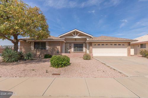7906 E Navarro Ave, Mesa, AZ, 85209-6924 | Card Image