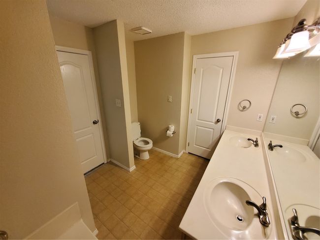 4233 Fernleaf Dr, House other with 4 bedrooms, 2 bathrooms and null parking in Fort Worth TX | Image 16