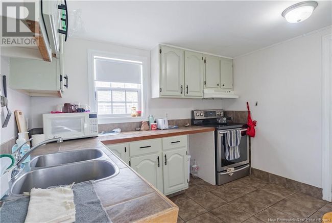 320 Smythe St, Home with 0 bedrooms, 0 bathrooms and null parking in Fredericton NB | Image 14