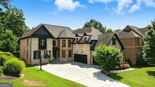 585 Settles Brook Ct, Suwanee, GA, 30024-8814 | Card Image