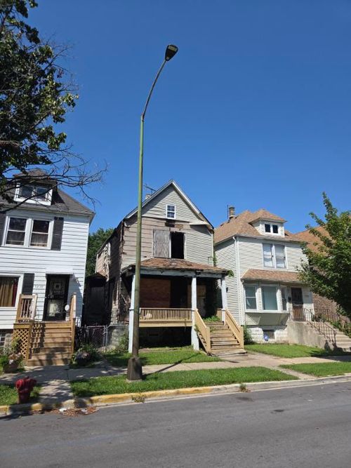 7228 S Morgan St, Chicago, IL, 60621-1043 | Card Image