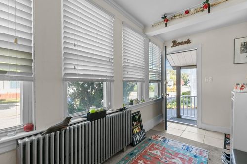 21 Slocum St, Newport, RI, 02840-3541 | Card Image