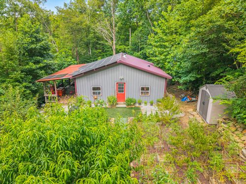 3815 Newfound Rd, Oneida, KY, 40972-6015 | Card Image