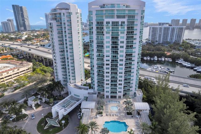 APT-2011 - 19400 Turnberry Way, Condo with 3 bedrooms, 3 bathrooms and null parking in Aventura FL | Image 57