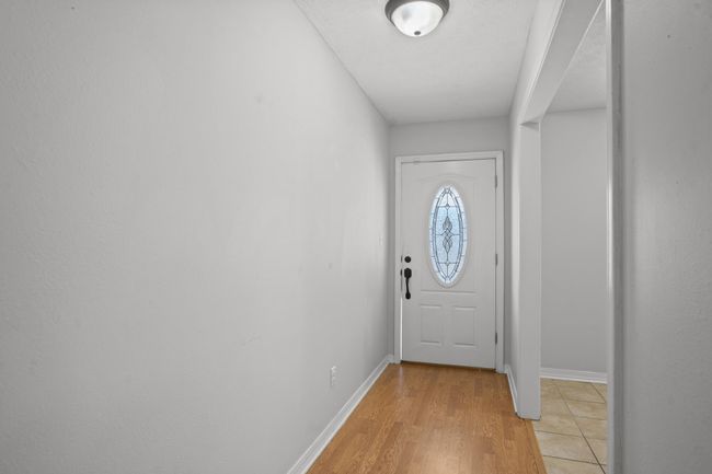 Entry | Image 6