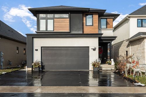 14 Willowbrook Dr, Welland, ON, L3C0G1 | Card Image