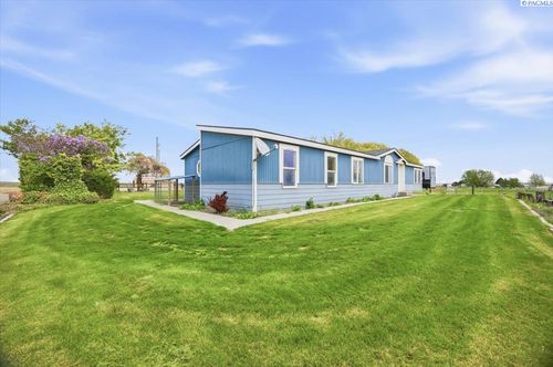 201 Clover Ln, Pasco, WA, 99301 | Card Image