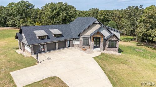 2163 Township Line Rd, Poplar Bluff, MO, 63901-9055 | Card Image