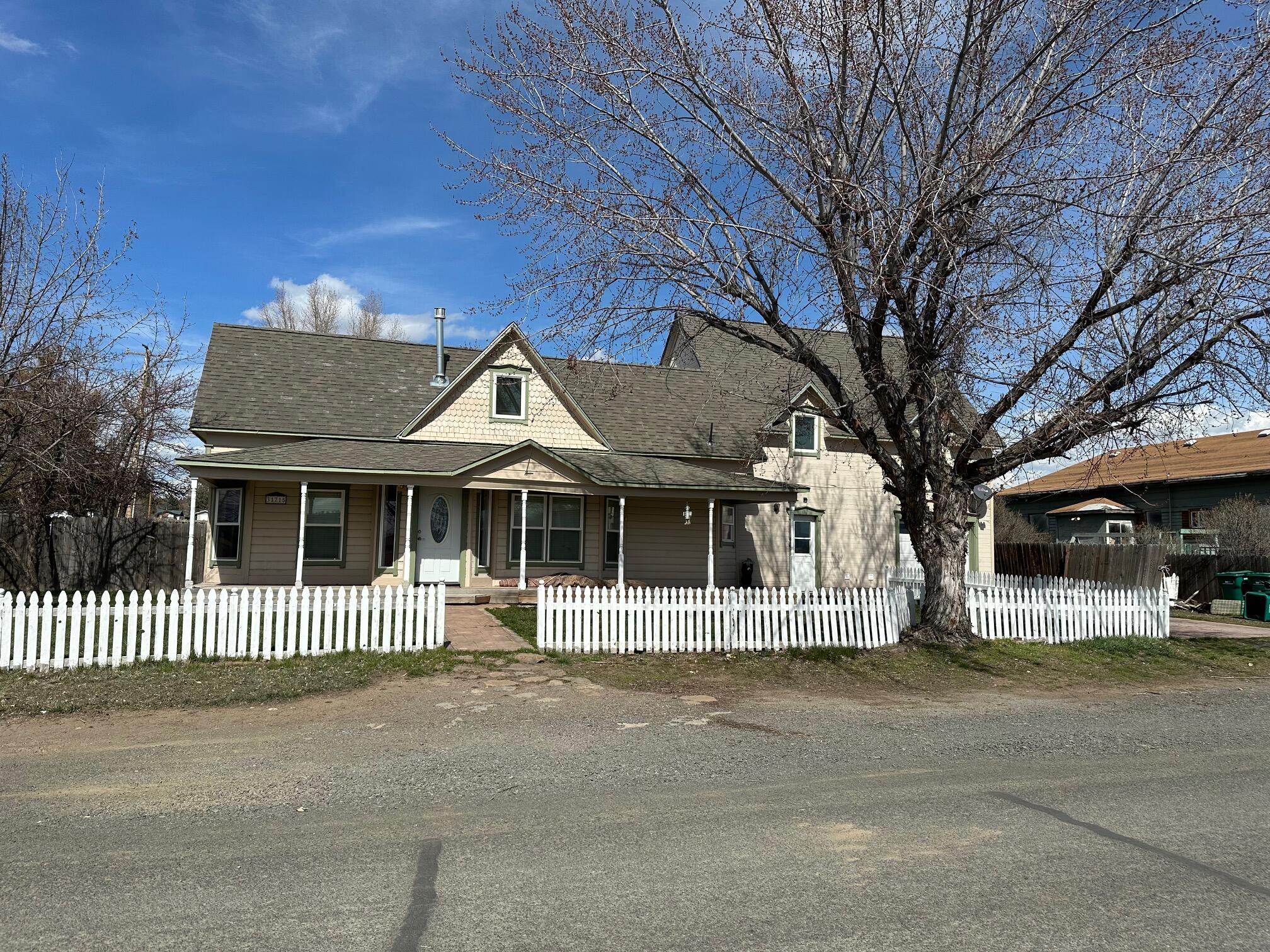 Mission St, Bonanza, OR 97623