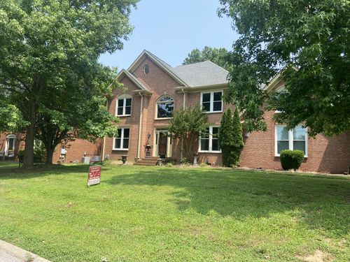 102 Ballentrae Ct, Hendersonville, TN, 37075-4574 | Card Image