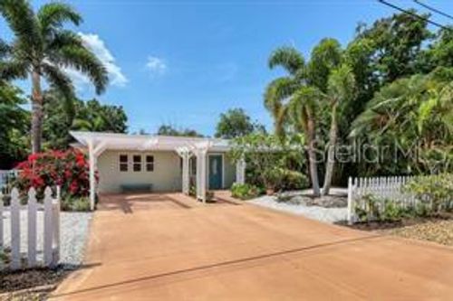 7860 Holiday Dr, SARASOTA, FL, 34231-5316 | Card Image