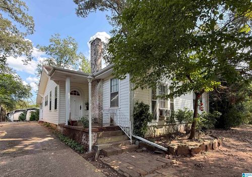 3007 Circle Dr, HUEYTOWN, AL, 35023-3161 | Card Image