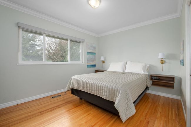 140 Harvey Street, House other with 5 bedrooms, 2 bathrooms and 2 parking in New Westminster BC | Image 18