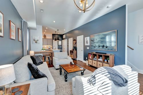 9-500 Creative Way, Madison, TN, 37115 | Card Image