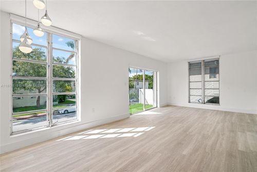apt-2d-8305 Crespi Blvd, Miami Beach, FL, 33141-1301 | Card Image